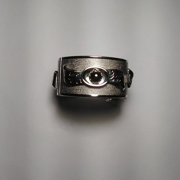 SOLD-Vintage Whiting & Davis Silver & Hematite Gemstones Hinged Cuff Bangle - Picture 7 of 10